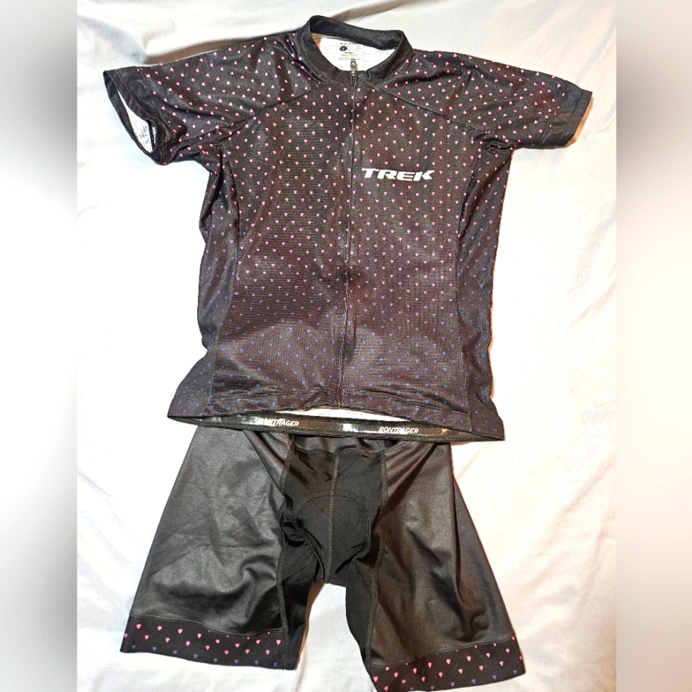 Bontrager Trek Women's Cycling kit size large